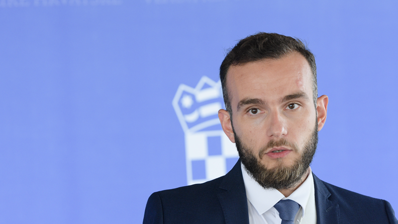 Aladrović: Novac usmjeravati i u politike aktivnog zapošljavanja, pomagat će se i dalje za najugroženija radna mjesta